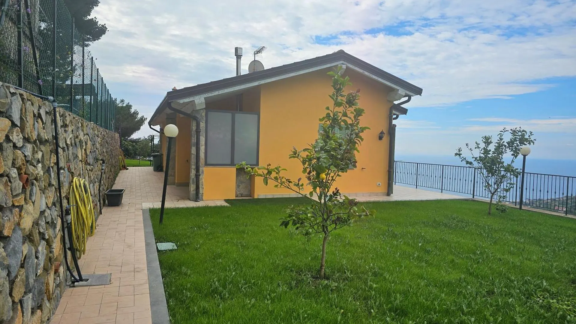 Sea View Of Sanremo Apartment Sant'Antonio  0*, Sant'Antonio (Liguria) Italy
