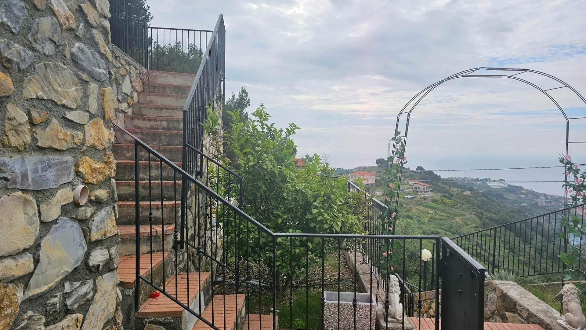 Sea View Of Sanremo Apartment Sant'Antonio   Sant'Antonio (Liguria)